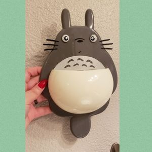Totoro toothbrush holder